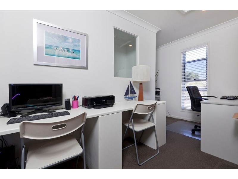 49 Haig Street, Wynnum West QLD 4178