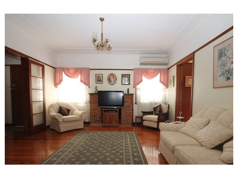 64 Manly Road, Manly West QLD 4179