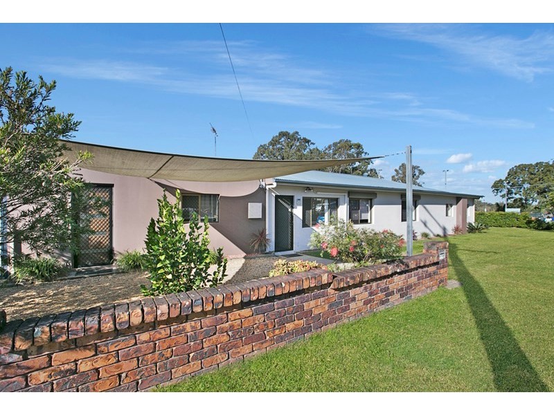 1 Bonniebrae Street, Wynnum West QLD 4178