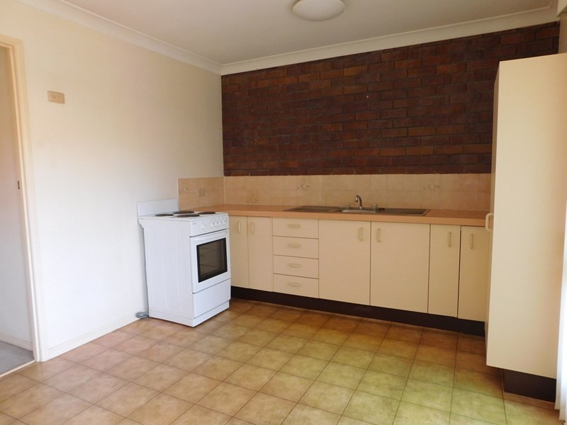 2/62 Emsworth Street, Wynnum QLD 4178