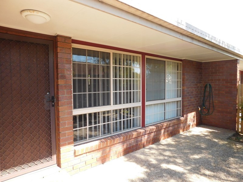 2/62 Emsworth Street, Wynnum QLD 4178