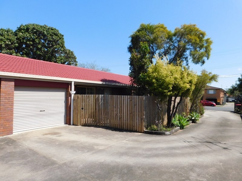 2/62 Emsworth Street, Wynnum QLD 4178