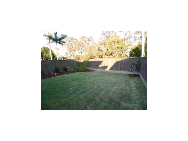 6 Wilfred Street, Lota QLD 4179