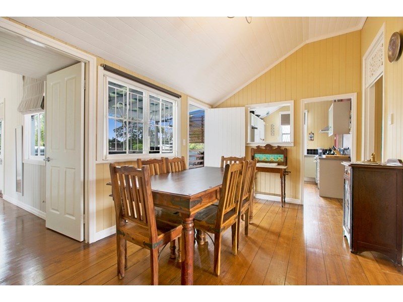 10 Worthing Street, Wynnum QLD 4178