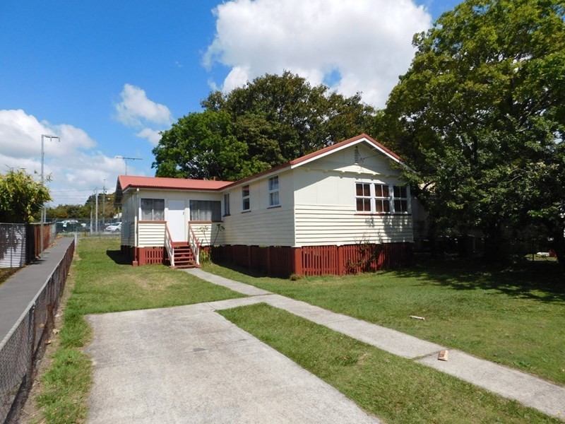 130 Selina Street, Wynnum QLD 4178