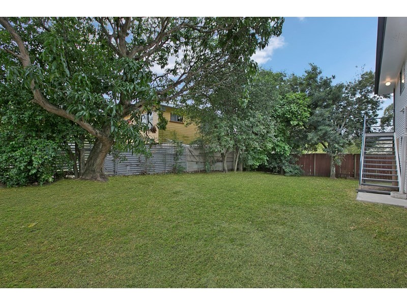 30 Jayben Street, Wynnum West QLD 4178