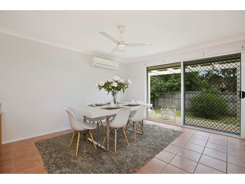6 Rene Court, Wynnum West QLD 4178
