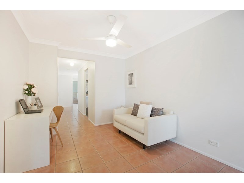 6 Rene Court, Wynnum West QLD 4178