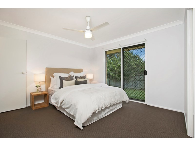 6 Rene Court, Wynnum West QLD 4178