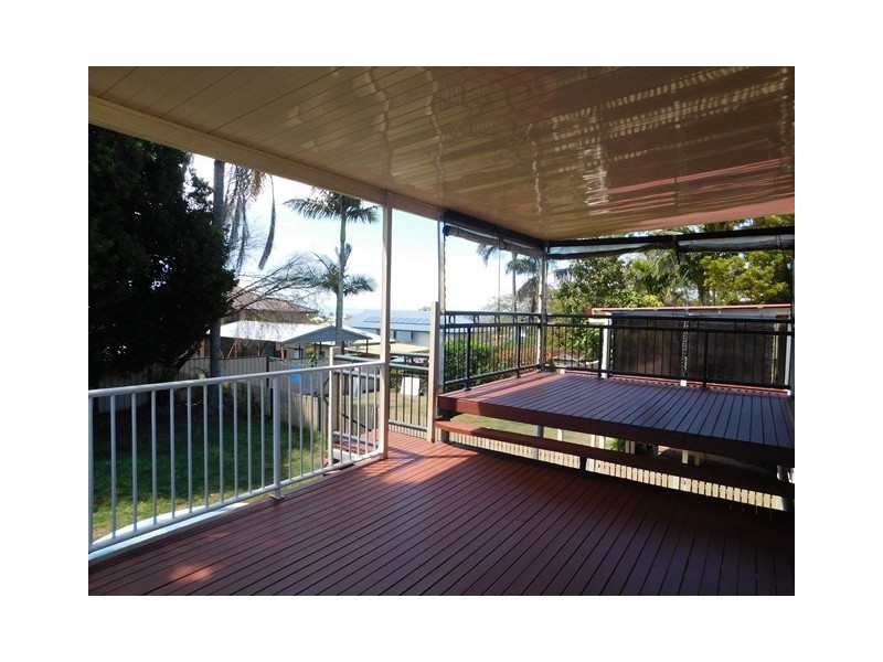 16 Ernest Street, Manly QLD 4179