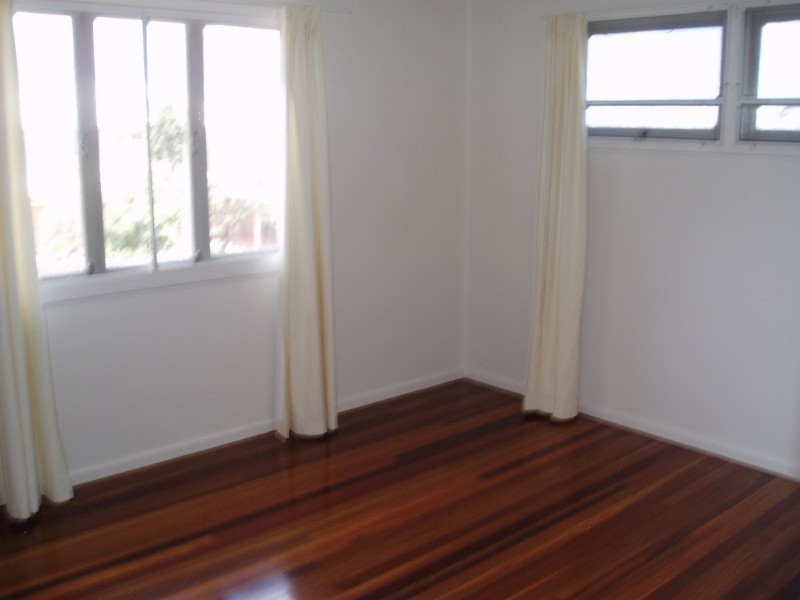 28 Talwong Street, Manly West QLD 4179