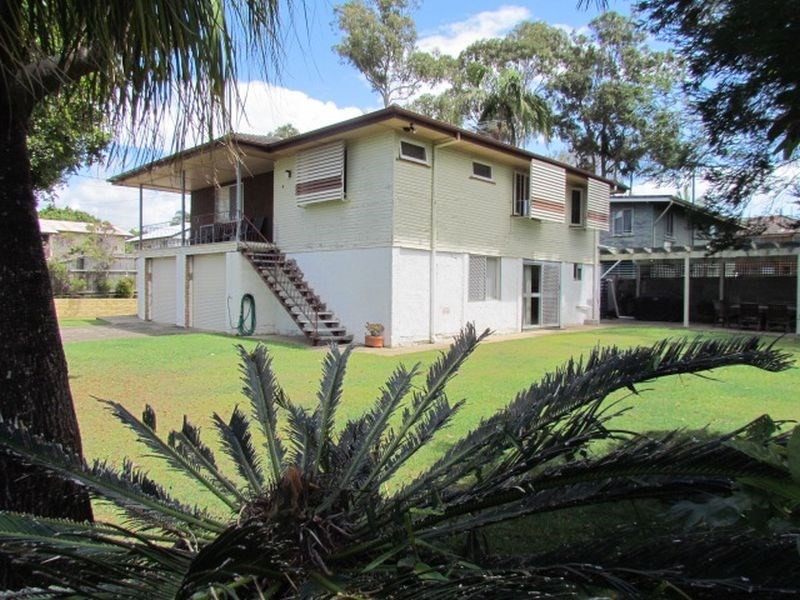 2 Cavanaugh Street, Wynnum West QLD 4178