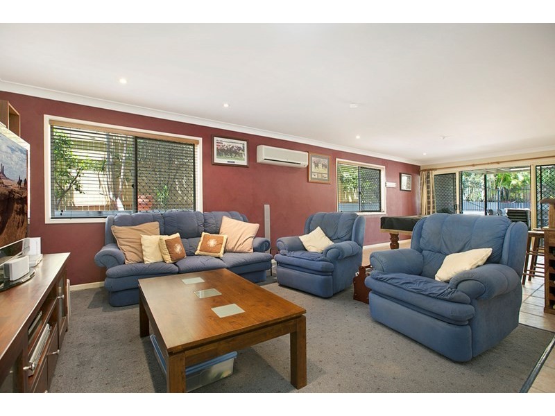 95 Kamarin Street, Manly West QLD 4179