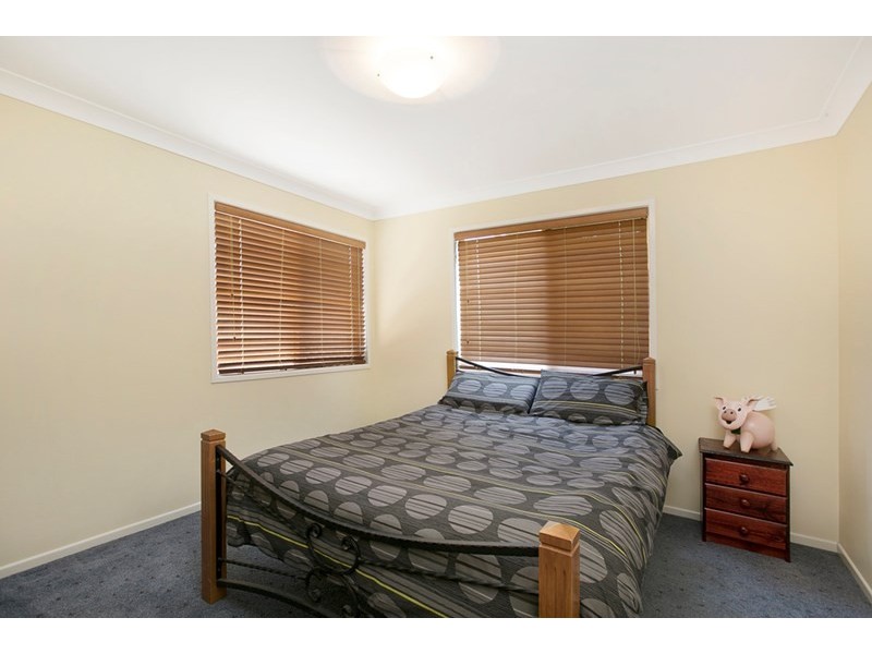 95 Kamarin Street, Manly West QLD 4179