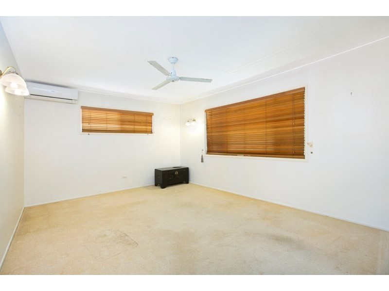 20 Duval Street, Wynnum West QLD 4178