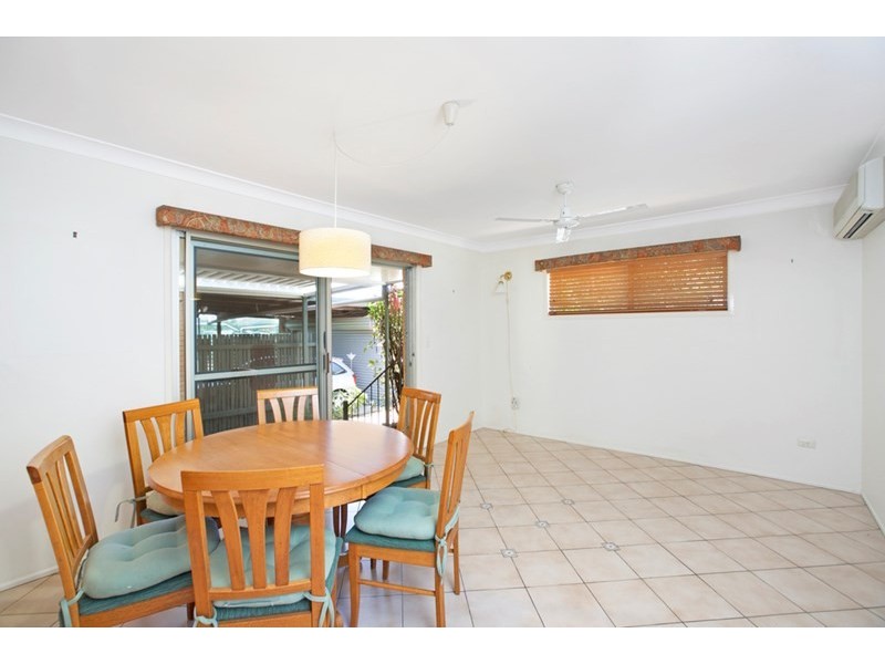 20 Duval Street, Wynnum West QLD 4178