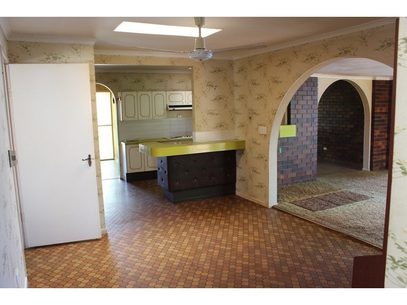 4 Mizzen Street, Manly West QLD 4179