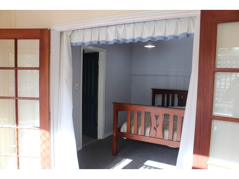 243 Manly Road, Manly West QLD 4179