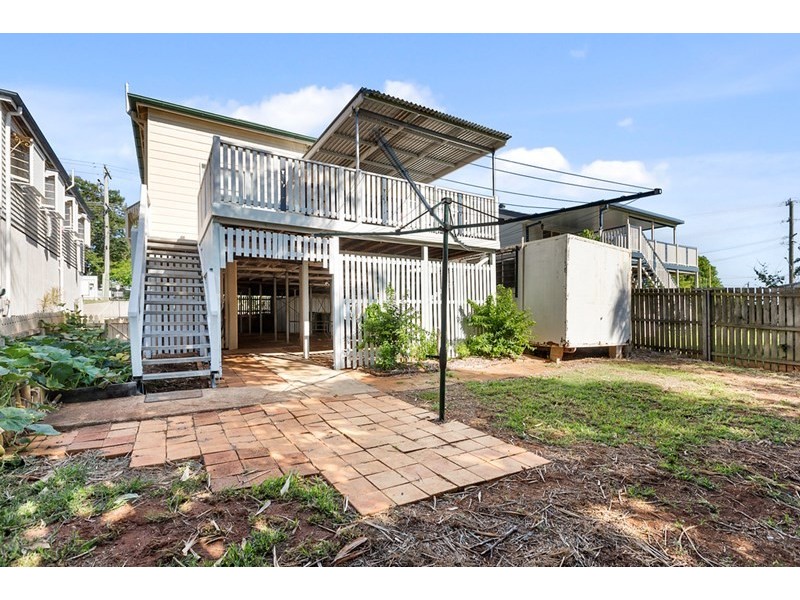 243 Manly Road, Manly West QLD 4179