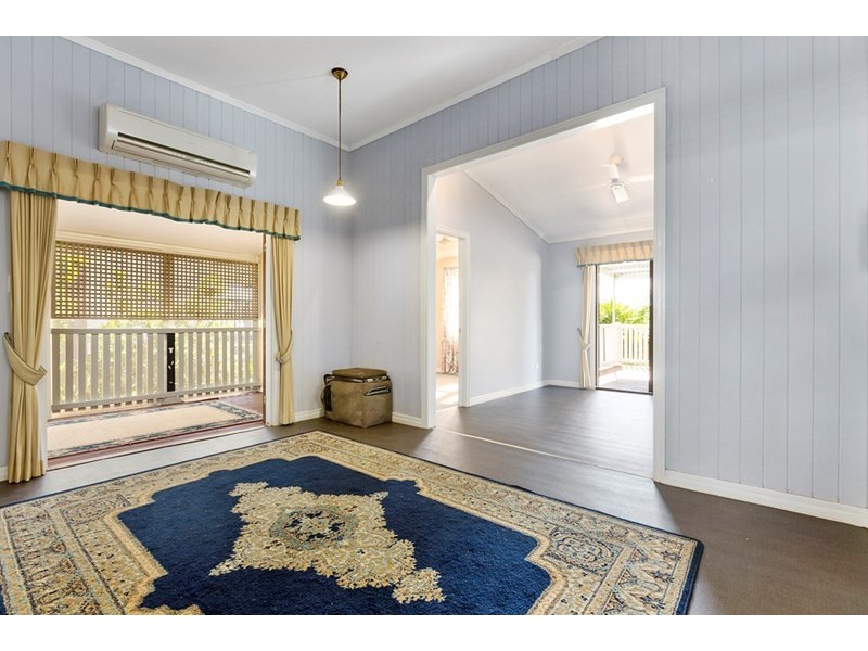 243 Manly Road, Manly West QLD 4179