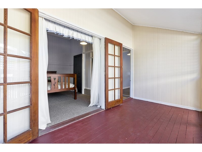243 Manly Road, Manly West QLD 4179