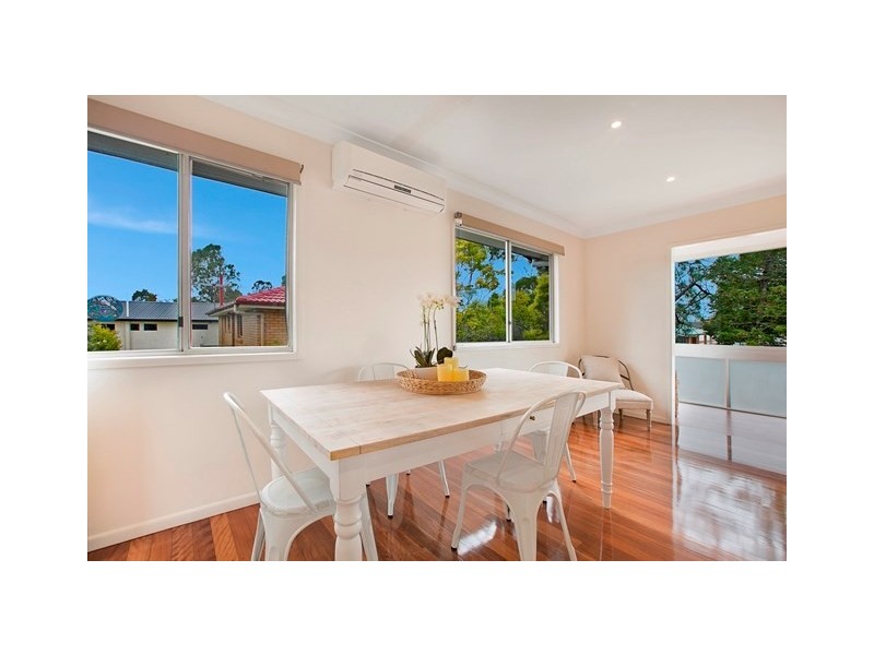 30 Jayben Street, Wynnum West QLD 4178