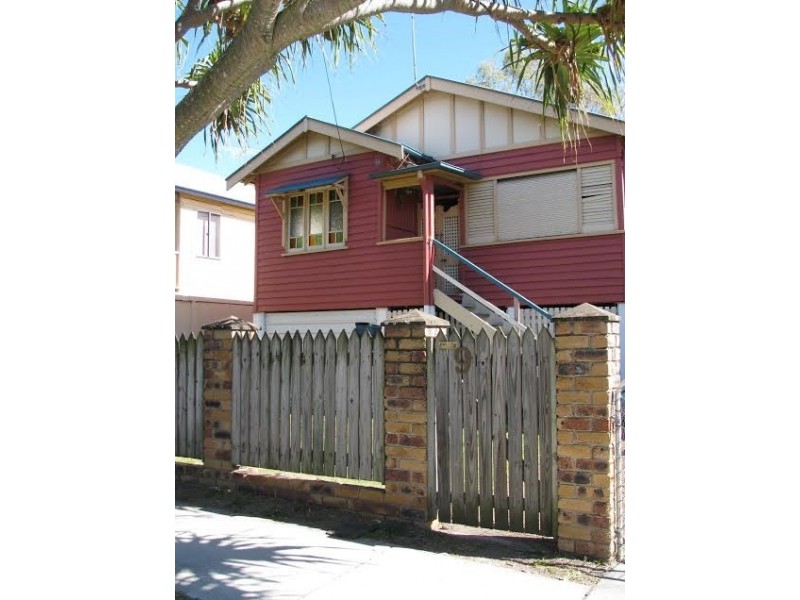 9 Charlotte Street, Wynnum QLD 4178