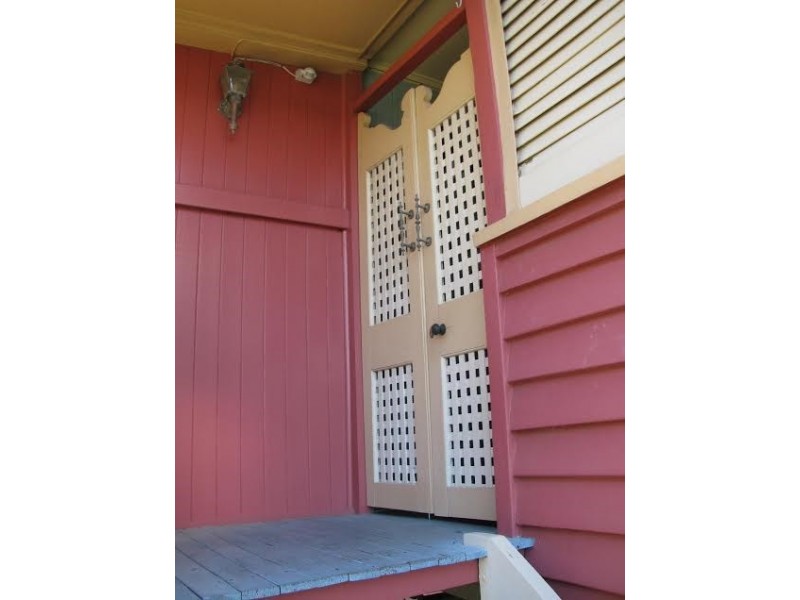 9 Charlotte Street, Wynnum QLD 4178