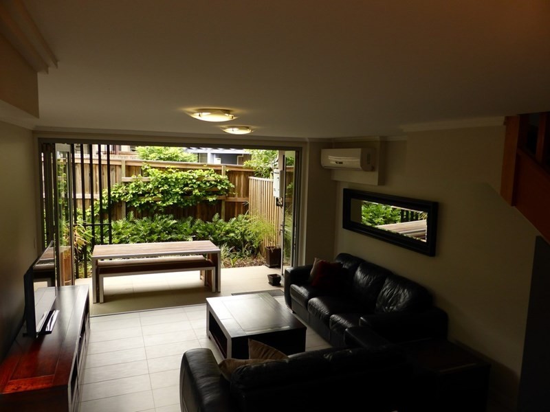 20/123 Barrack Road, Murarrie QLD 4172