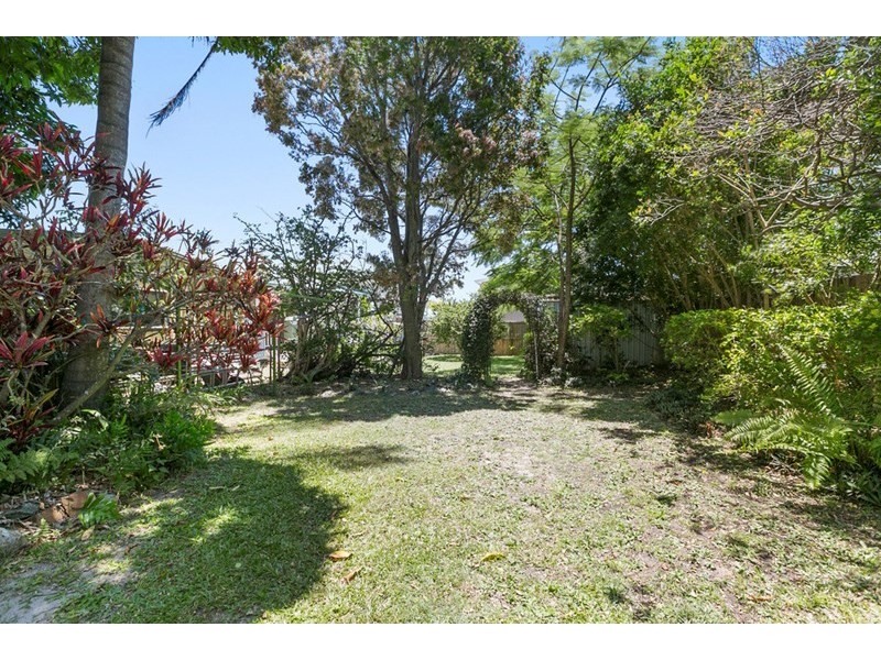 51 Fisher Street, Manly QLD 4179