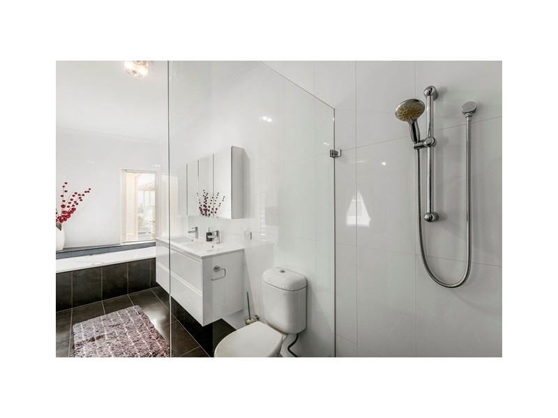 116 Stratton Terrace, Manly QLD 4179