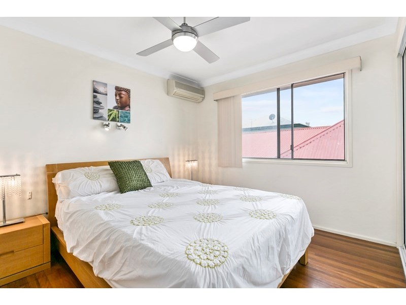 78 West Avenue, Wynnum QLD 4178