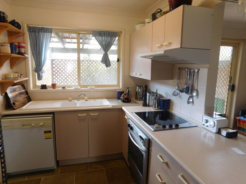 104/9 Bayside Court, Thorneside QLD 4158