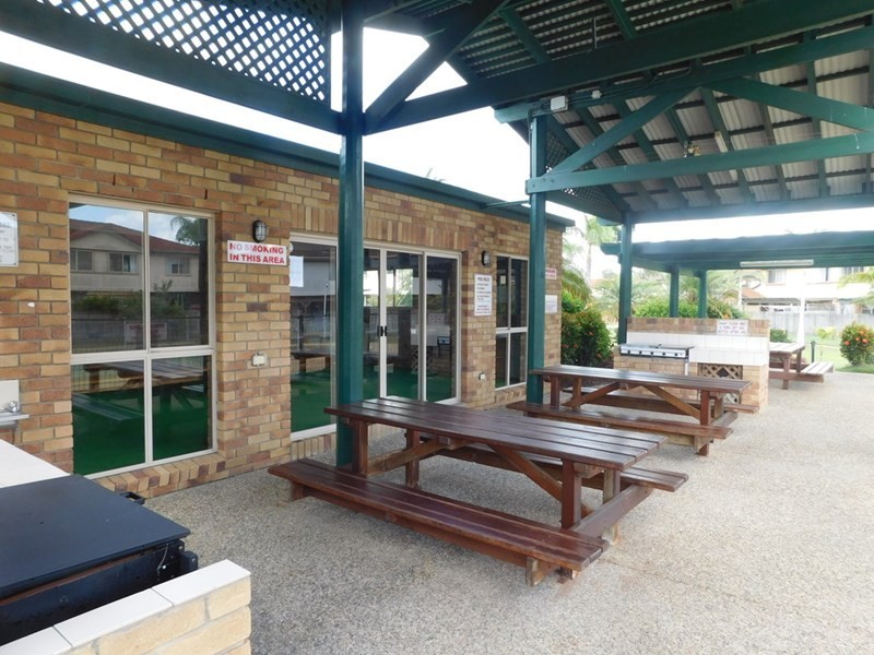 104/9 Bayside Court, Thorneside QLD 4158