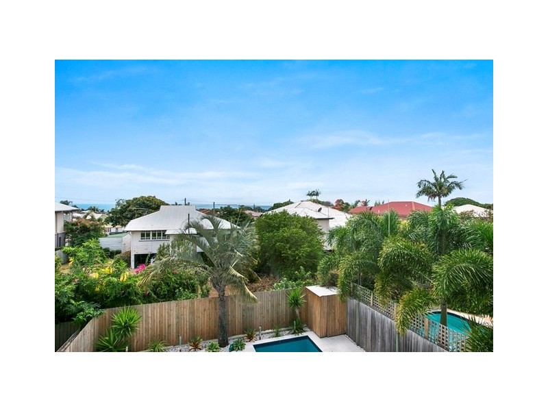 108 Melville Terrace, Manly QLD 4179