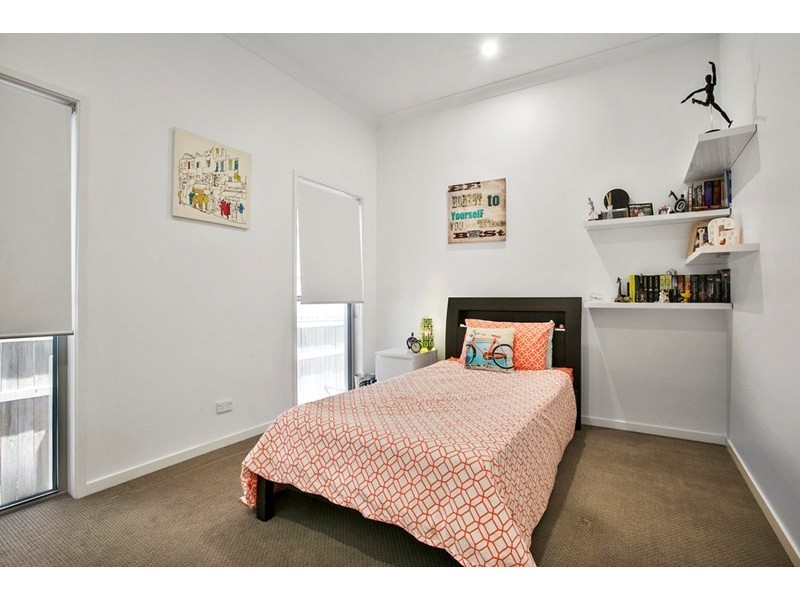 108 Melville Terrace, Manly QLD 4179