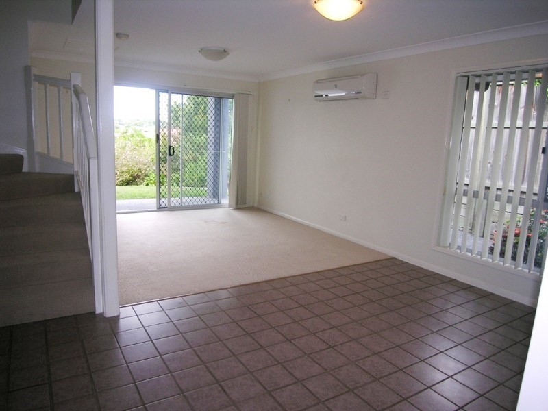 1/55 New Lindum Road, Wynnum QLD 4178