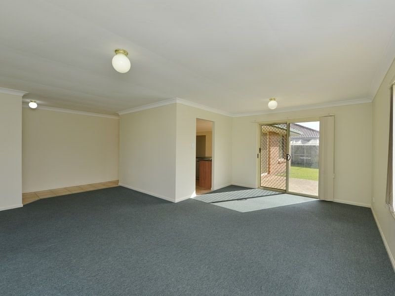 6 Ursula Place, Wynnum West QLD 4178