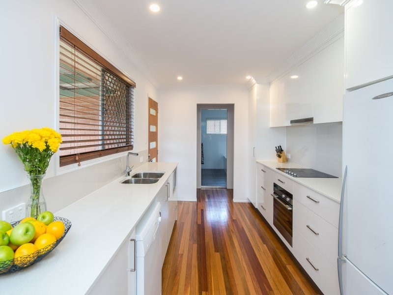 7 Tantani Street, Manly West QLD 4179