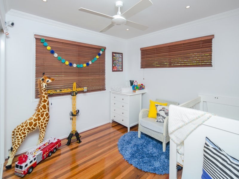 7 Tantani Street, Manly West QLD 4179