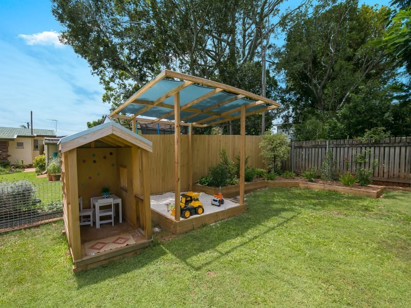 7 Tantani Street, Manly West QLD 4179