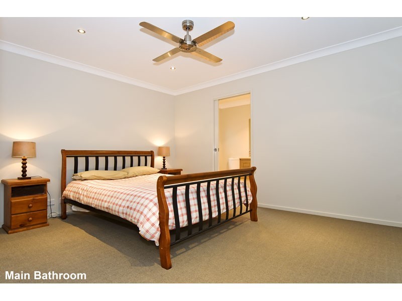 56 Rymera Crescent, Gumdale QLD 4154
