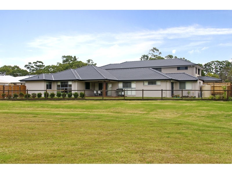 56 Rymera Crescent, Gumdale QLD 4154