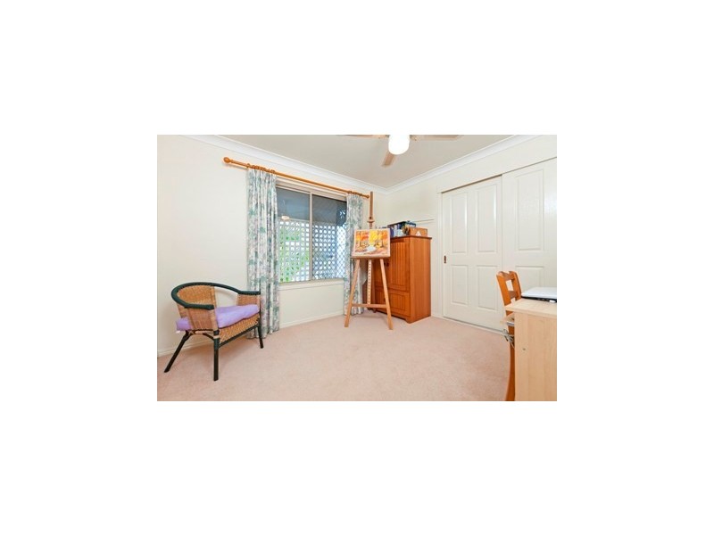 8 Heymer Street, Wynnum QLD 4178