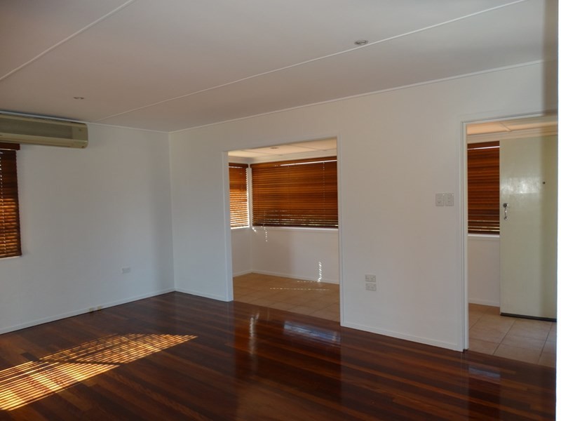 8 Sunstone Street, Manly West QLD 4179