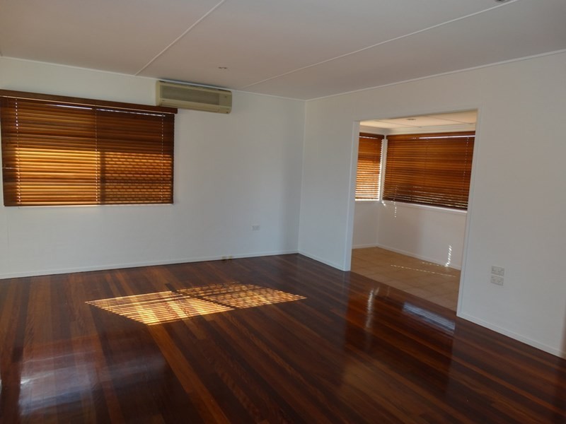 8 Sunstone Street, Manly West QLD 4179