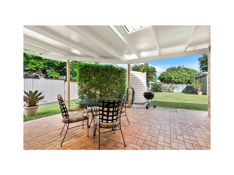 25 Greggor Street, Wynnum West QLD 4178