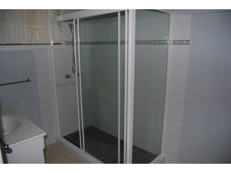 16 Bonniebrae Street, Wynnum West QLD 4178