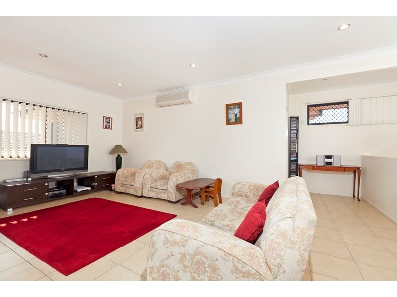 7 Summit Place, Wynnum West QLD 4178