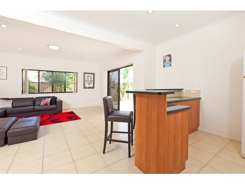 7 Summit Place, Wynnum West QLD 4178